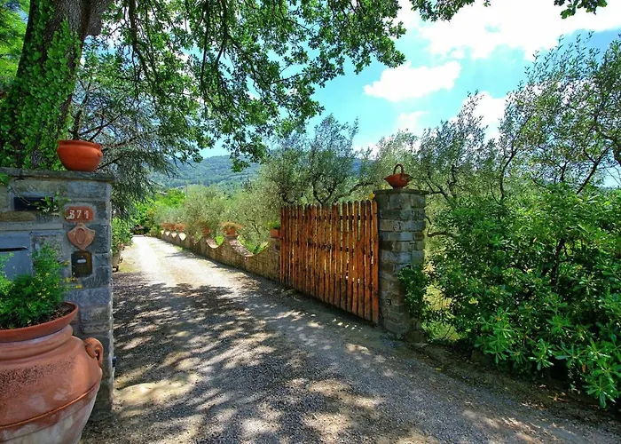 Casale San Martino By Posarellivillas